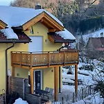 בית נופש Haus Seltschach *