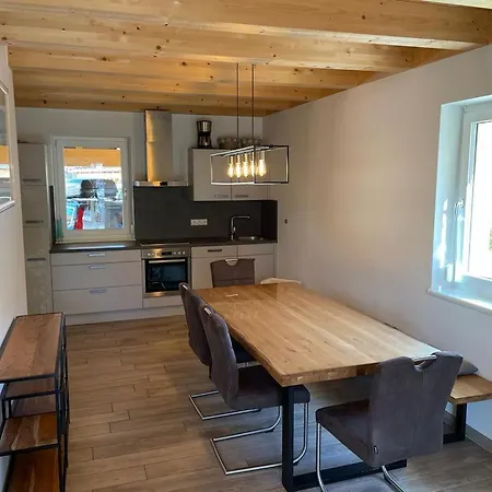 בית נופש Haus Seltschach